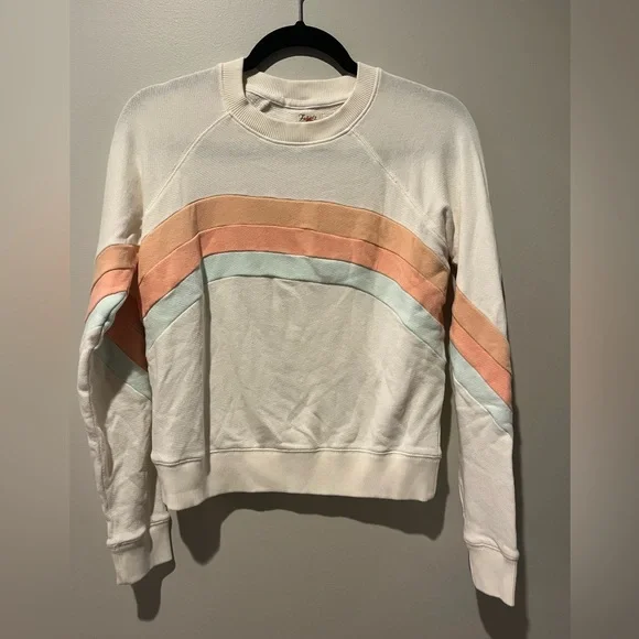 Faherty New with Tags Molly Jogger & Crew Neck - Picture 3 of 10